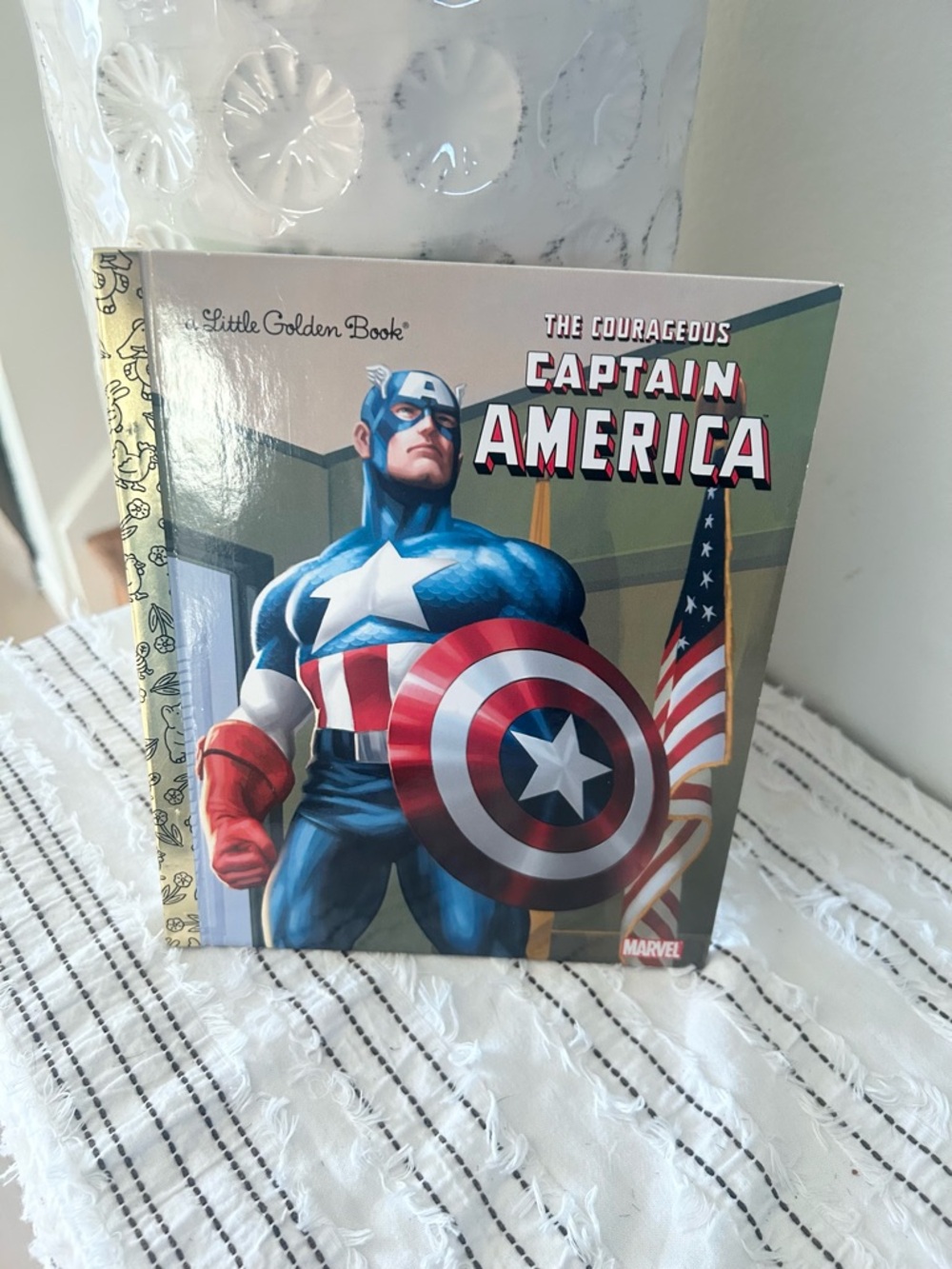 Little Golden Book The Courageous Captain America Marvel Kids Book